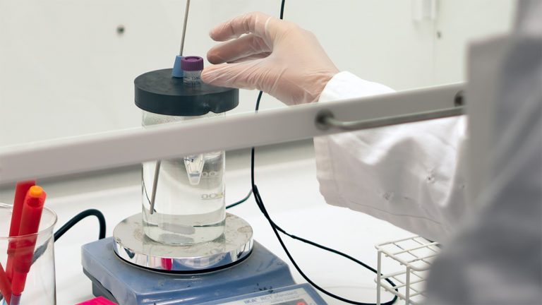Laboration i dragskåp